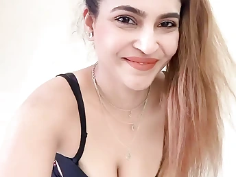 Desi Aunty gets her very very first time gang hump with step-step-sister in school room