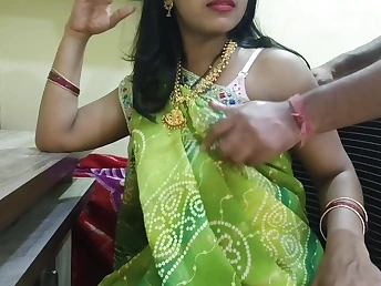 Mumbai Ashu gets her Indian vulva ruined by firm-core office boss in super hot homemade vid