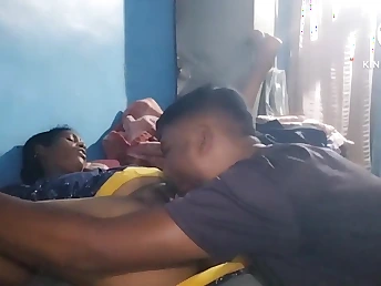 Intense Desi Bhabhi Wife Pussy Going to bed with Intense Hardcore Move