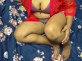 Desi wife Nagma gets her exotic fantasies fulfilled with a neighbourhood pub hook-up