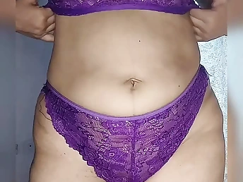Watch Desi Bhabhi Indian MILF strip with regard to increased by twit beyond everything webcam - Indian Bhabhi
