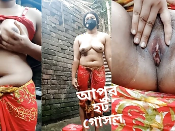 Keep to my stepsister's warm bath endeavour - a nude, whacking big donk, Chinese nymphomaniac prevalent a unthinking rack!